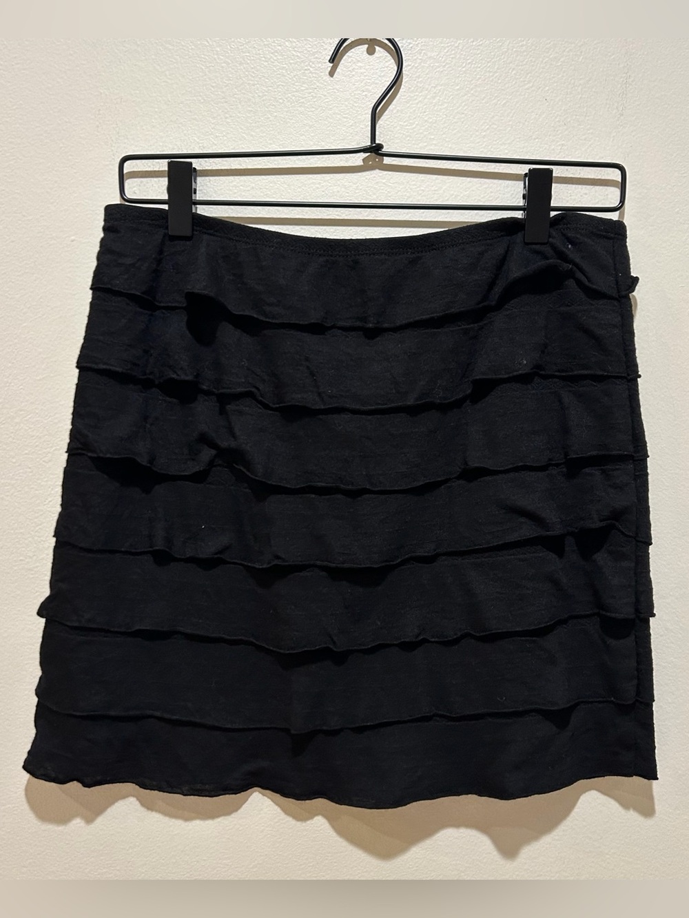 Studio M Black Tiered Ruffled Pull On Mini Skirt - Women’s Size Medium